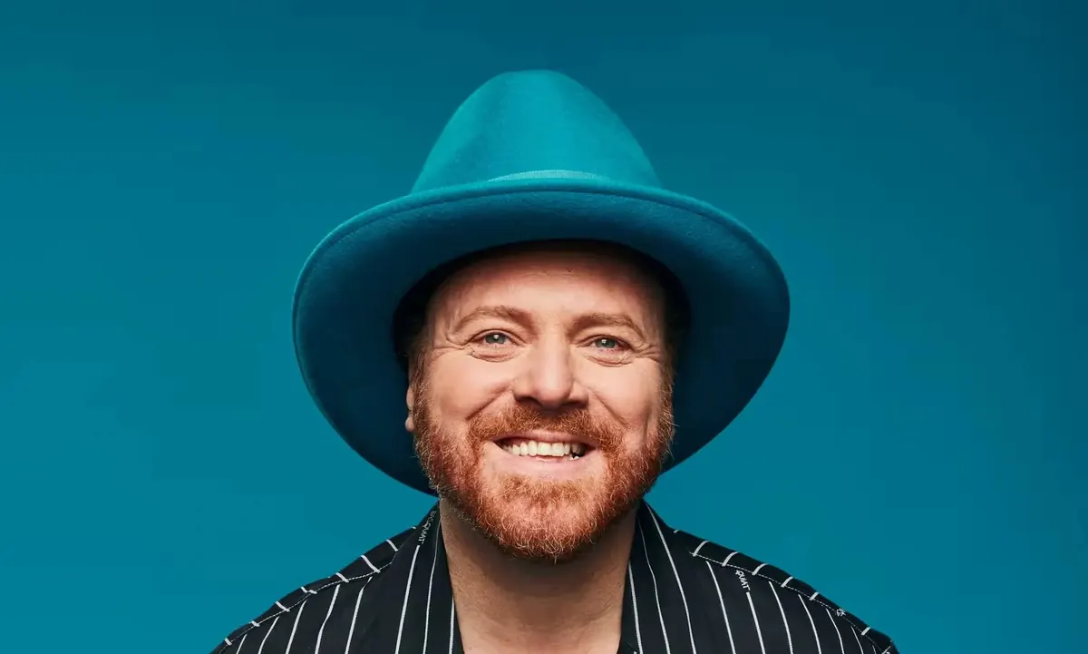 Leigh Francis’s Record Club — Eden Fifteen live concept
